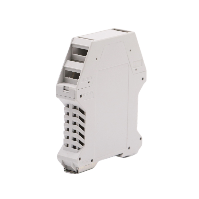 Introducere în carcasa pentru șină DIN a blocului terminal al PCB